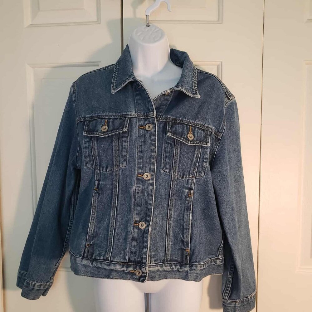 Eddie Bauer Jean Jacket size M